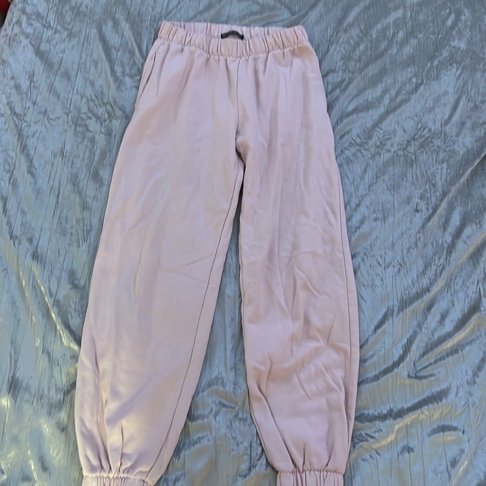 brandy melville bubblegum pink sweatpants